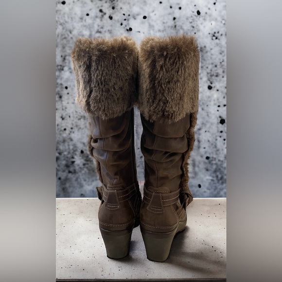 Clarks Boots - Picture 6 of 9